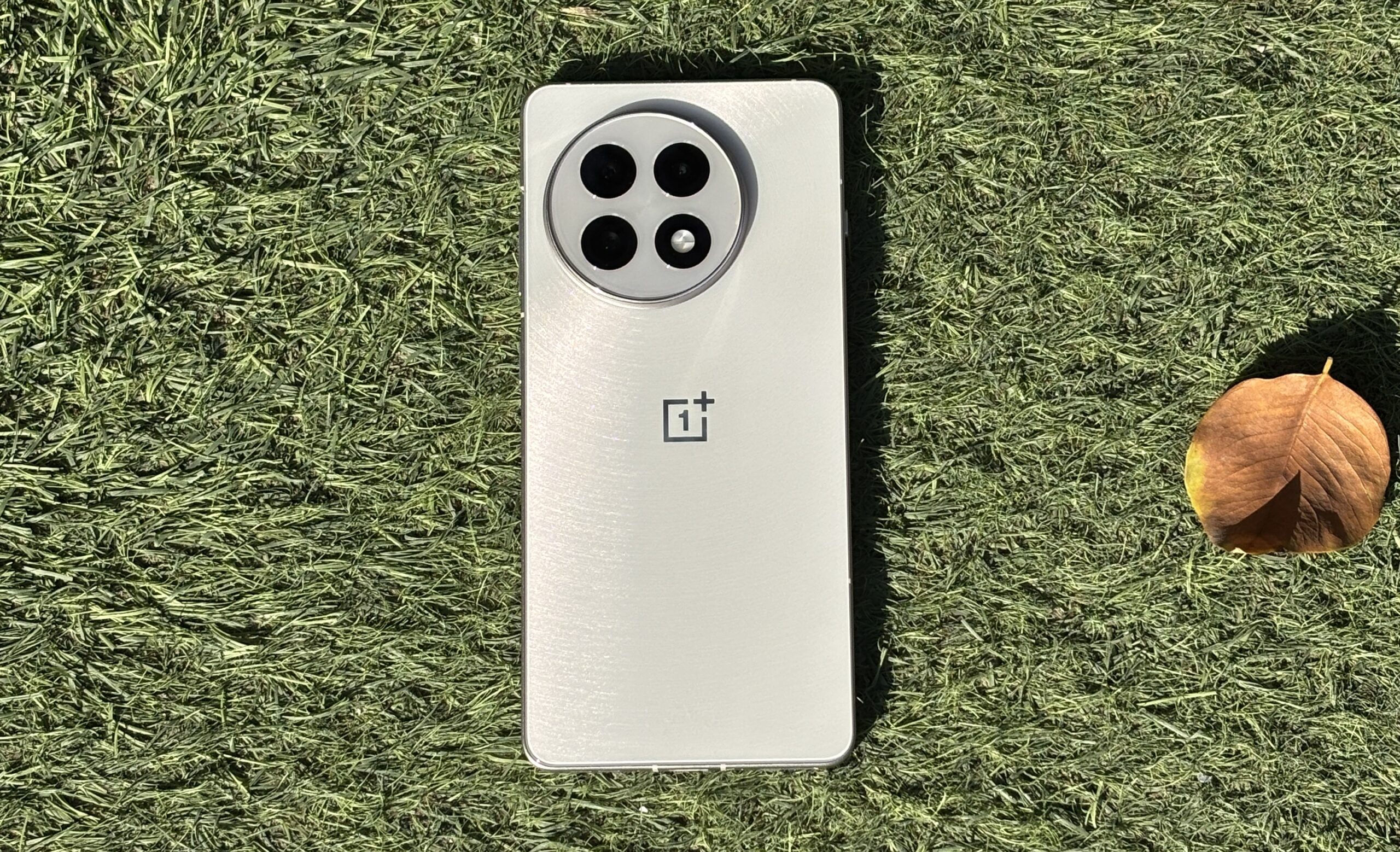 OnePlus 13R Review: Flagship Performance at a Competitive Price