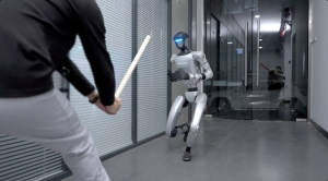 Unitree’s latest video of a robot performing kung fu stuns the world.