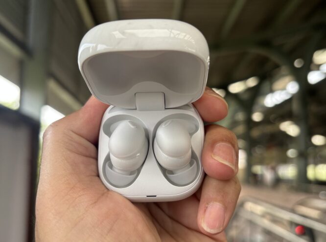 Sony LinkBuds Fit Review: Smart Features Meet Comfort, But Is It Worth ₹18,990?