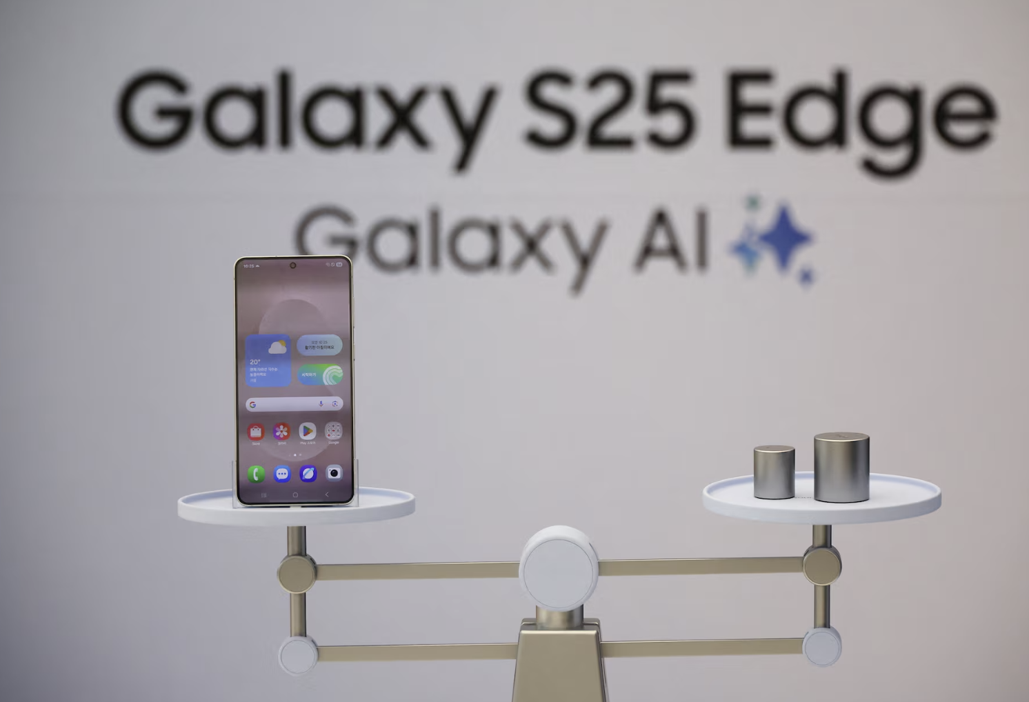 Post thumnail for Samsung Launches Galaxy S25 Edge: A Flagship That’s Slimmer, Smarter, and Built to Challenge Limits