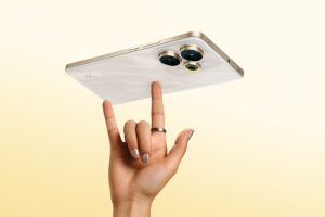 Realme 15 Pro 5G is launching in India at ₹27,999 with Snapdragon 7 Gen 4, 50MP Sony camera, and 7000mAh battery.