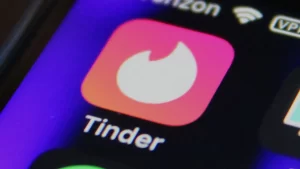 Tinder to use AI and Camera Roll photos to match users better