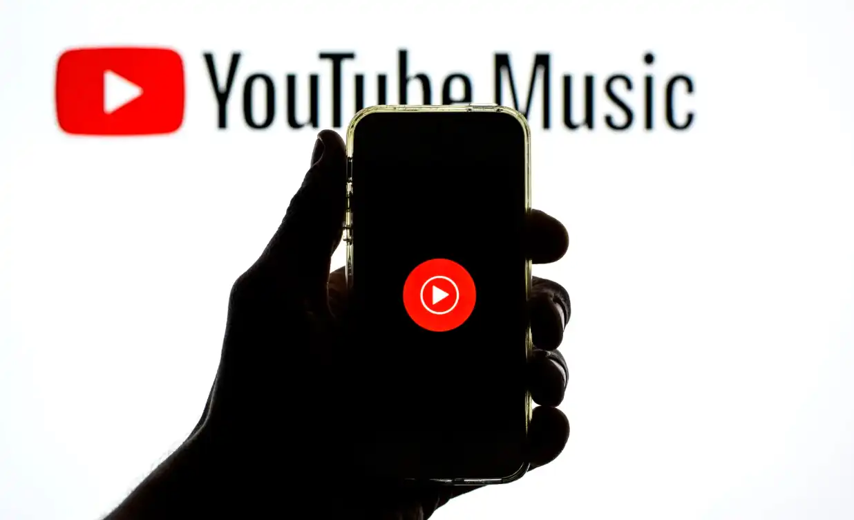 YouTube Premium Users Can Now Generate AI Playlist