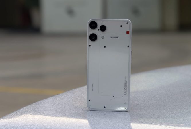 Nothing Phone (3a) Lite Review: A Budget Beauty or a Confusing Pick?
